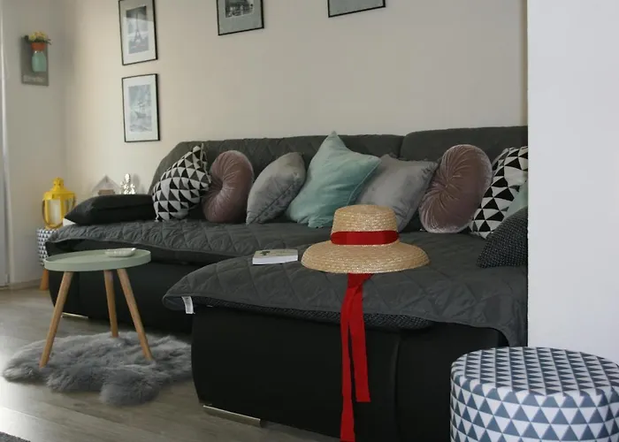 Mare * Μακάρσκα