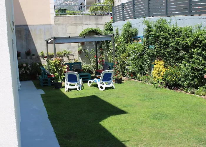 Mare * Μακάρσκα