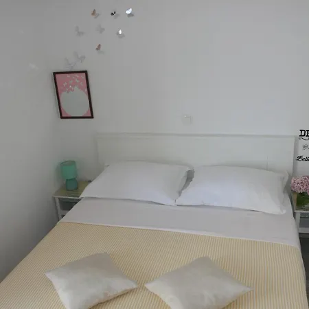 Mare 아파트 마카르스카