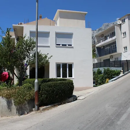 Apartament Mare